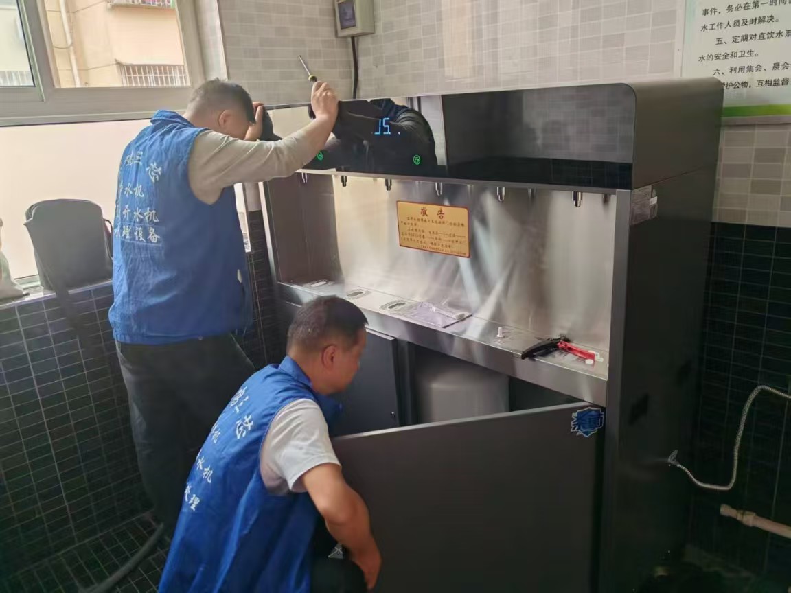 校园饮水升级！新民路小学直饮机焕新守护童真
